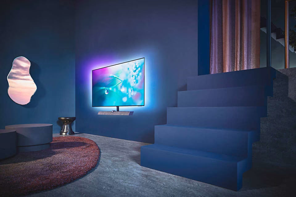 Philips - 48 inch - 48OLED935/12 - OLED TV + Ambilight + Soundbar
